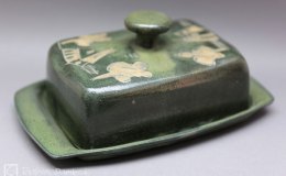 Töpferei Dambeck - Steinzeug grün-geritzt Käseglocke