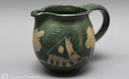 Töpferei Dambeck - Steinzeug grün-geritzt Milchkanne