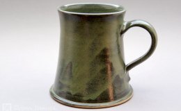 Töpferei Dambeck - Steinzeug grün Bierkrug